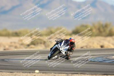 media/Dec-07-2025-CVMA (Sun) [[3e7d2de5dc]]/Race 18-Formula Twins-Formula 40 UL/